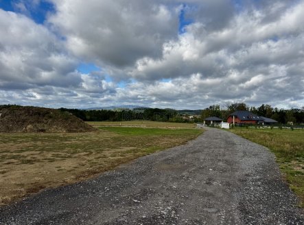 img-e8383.jpg | Prodej - pozemek pro bydlení, 1 454 m²