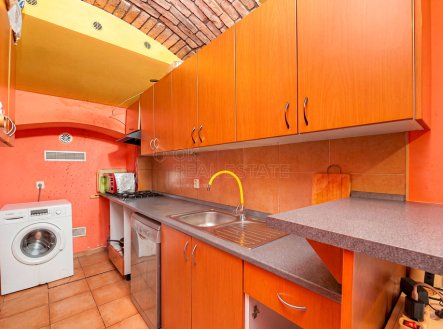 Prodej jiné komerční nemovitosti, 164 m²