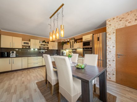 Prodej bytu, 3+1, 93 m²