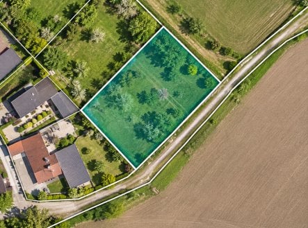 Prodej pozemku, zahrada, 823 m² obrázek