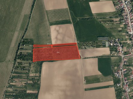 Prodej pozemku pro komerční výstavbu, 38 921 m² obrázek