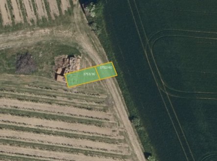 Prodej pozemku pro komerční výstavbu, 912 m²