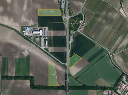 Prodej pozemku, zemědělská půda, 69 111 m²