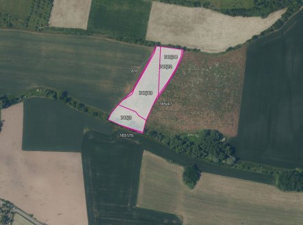 Prodej pozemku pro komerční výstavbu, 7 947 m²