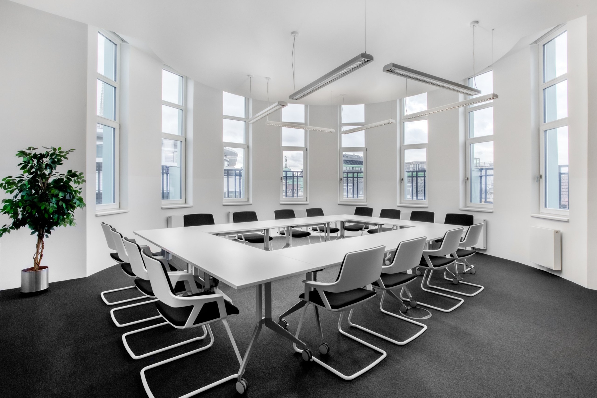 Regus Fleischmarkt 2526 Wien Austria Large Meeting Room