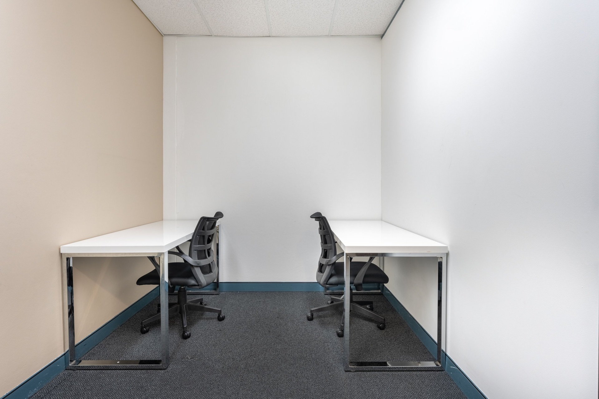 Generic Office_04