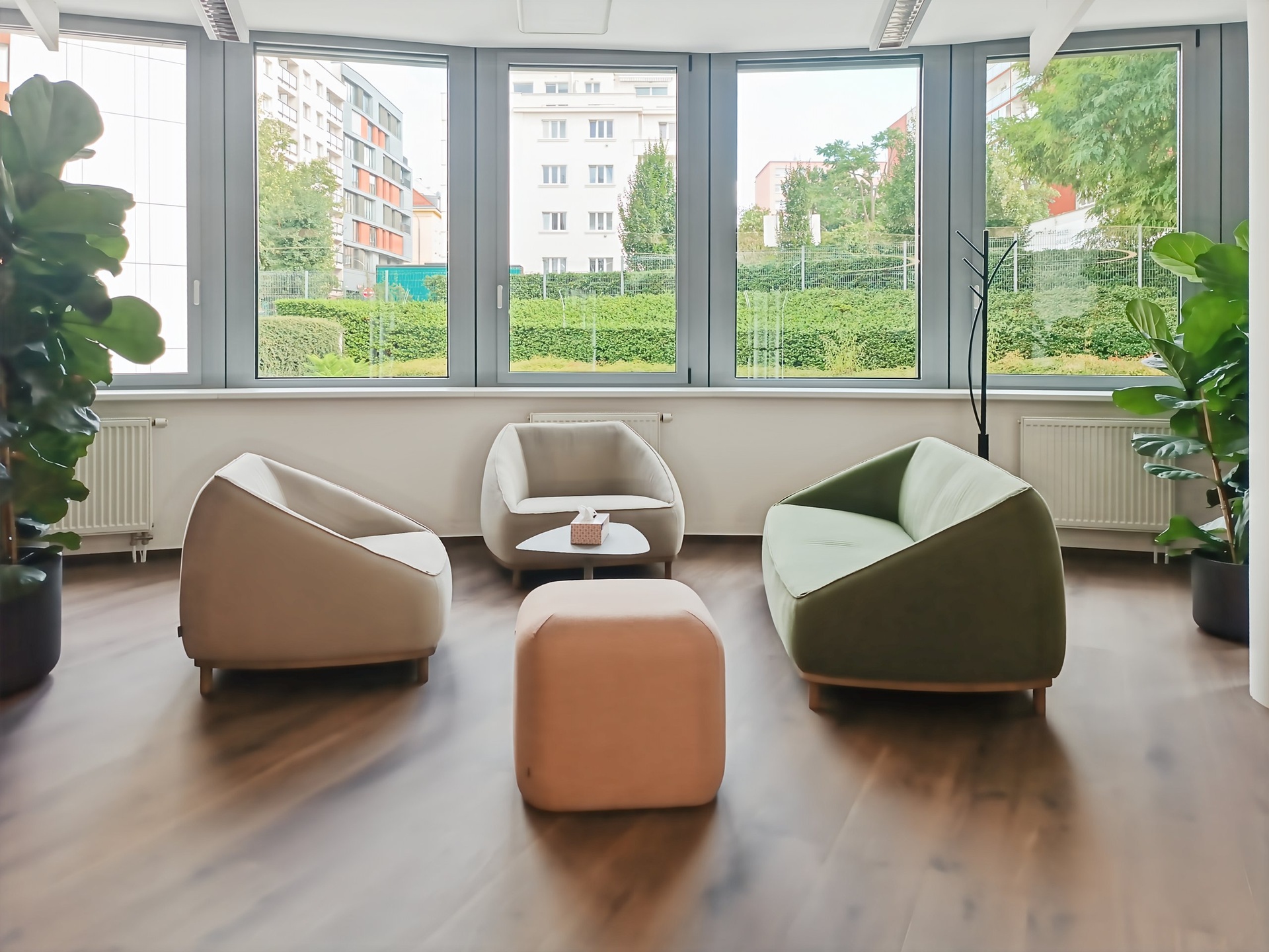 Signature_Prague, Signature OFFY_Czech Republic_Centre 8545_Business lounge 3