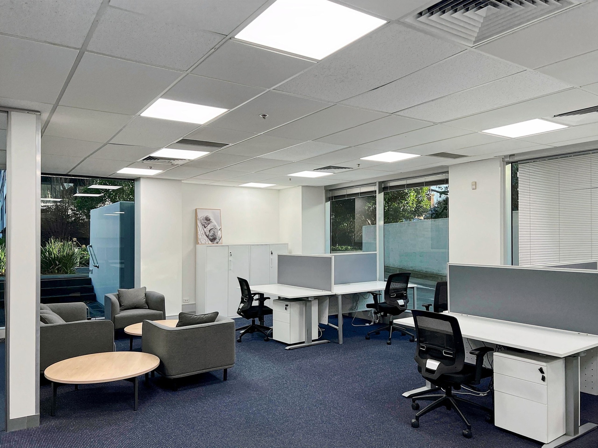 Generic Large Office_06