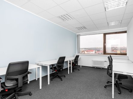 Pronájem kanceláře, 75 m²