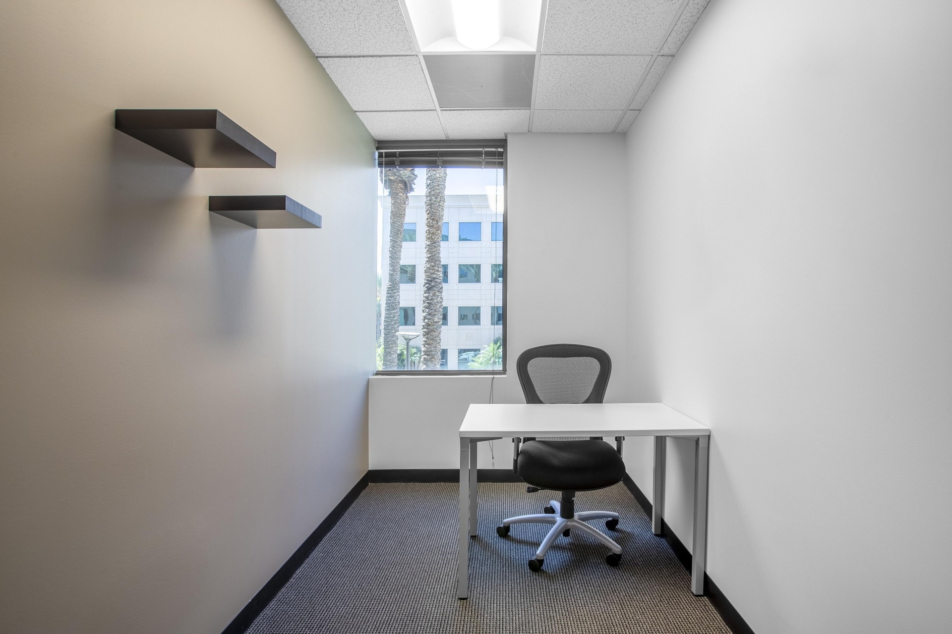 Generic Small Office_02