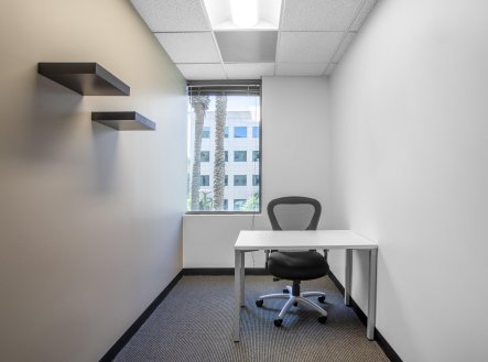 Generic Small Office_02 | Pronájem - kanceláře, 10 m²