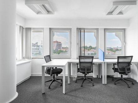 Pronájem kanceláře, 60 m²