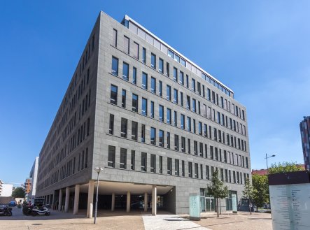 Pronájem kanceláře, 60 m²