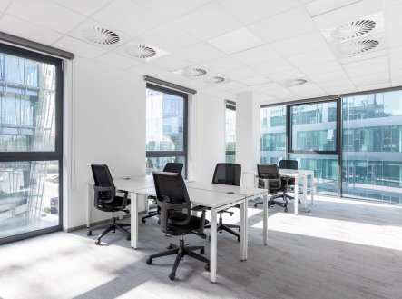 Pronájem kanceláře, 75 m²