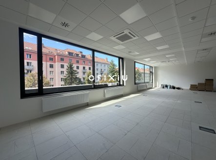 Pronájem kanceláře, 140 m²