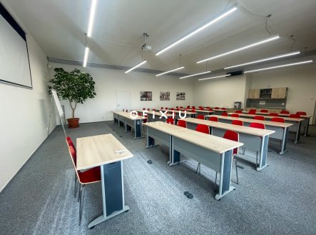 Pronájem kanceláře, 106 m²