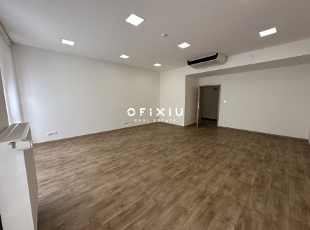 Pronájem kanceláře, 37 m²