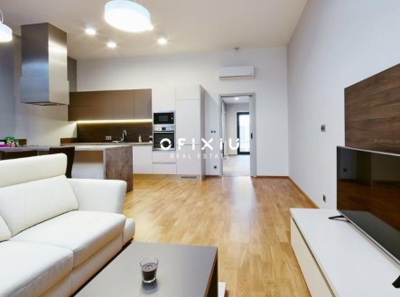 Pronájem bytu, 2+kk, 68 m²