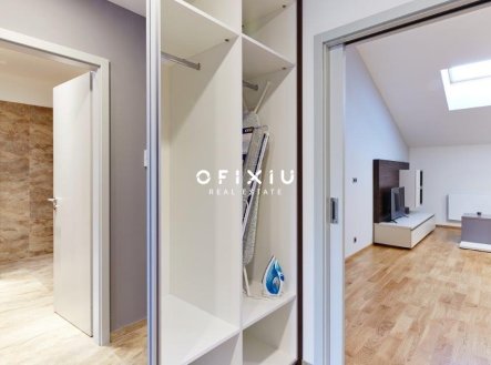 Pronájem bytu, 2+kk, 68 m²
