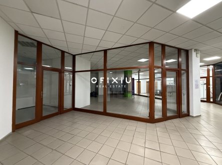 Pronájem obchodní prostory, 62 m²