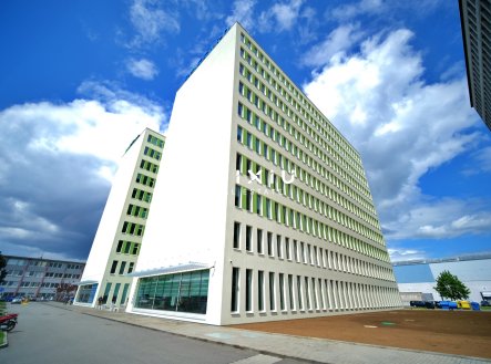 Pronájem kanceláře, 82 m²
