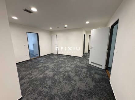 Pronájem kanceláře, 127 m²