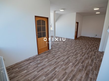 Pronájem bytu, 2+kk, 64 m²