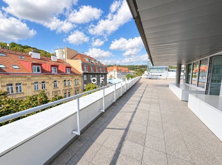 Pronájem kanceláře, 4 000 m²