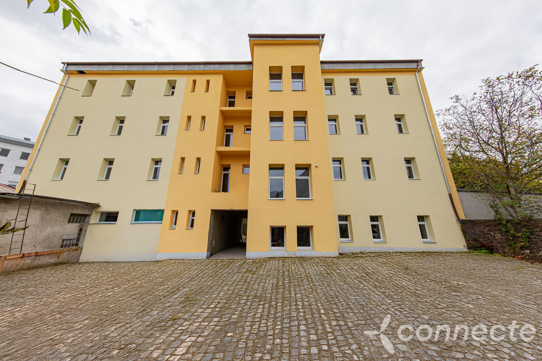 0Q9A1088 - uprava parkoviste.jpg