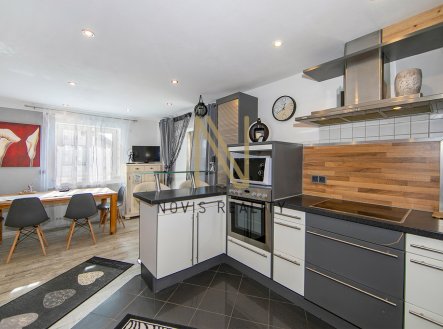 25.jpg | Prodej - dům/vila, 213 m²
