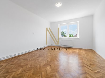 Pronájem bytu, 1+1, 65 m² obrázek