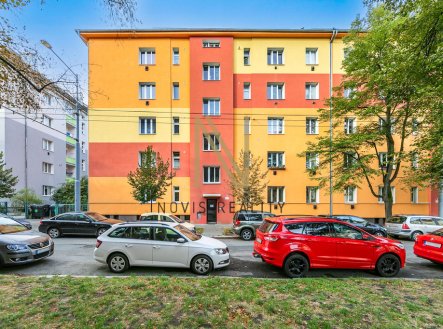 Pronájem bytu, 1+kk, 42 m²