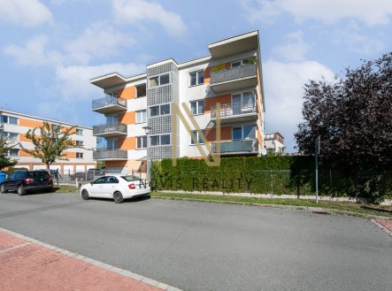 Pronájem bytu, 2+kk, 967 m²