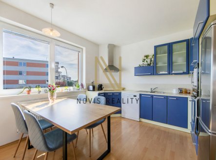 Pronájem bytu, 2+kk, 967 m²