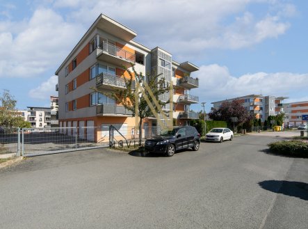 Pronájem bytu, 2+kk, 967 m²