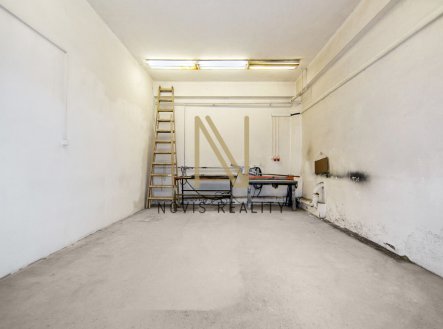 Pronájem skladu, 114 m²