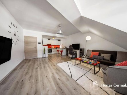 Prodej bytu, 2+kk, 83 m²