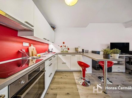 Prodej bytu, 2+kk, 83 m²