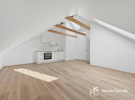 Pronájem bytu, 1+kk, 34 m²