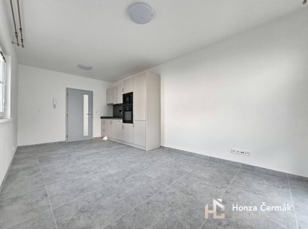 Pronájem bytu, 1+kk, 29 m²