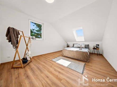 Prodej bytu, 3+kk, 97 m²