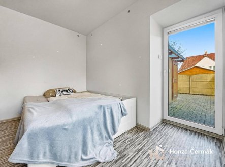 Pronájem bytu, 2+kk, 47 m²