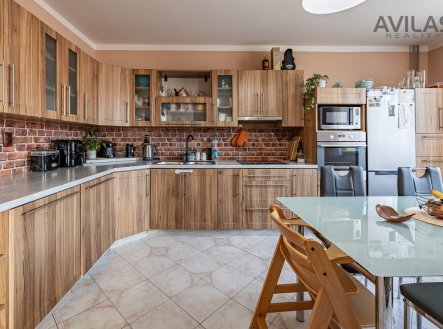 Pronájem bytu, 2+1, 83 m²