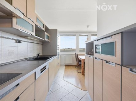Pronájem bytu, 3+kk, 79 m²