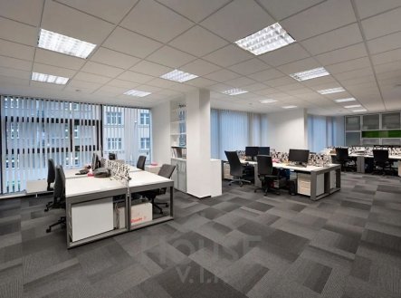 Prodej kanceláře, 616 m²