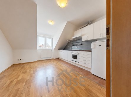 Prodej bytu, 2+1, 57 m²