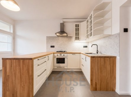 Prodej bytu, 2+1, 83 m² obrázek