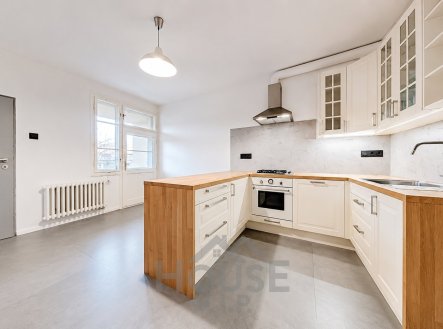 Prodej bytu, 2+1, 83 m²