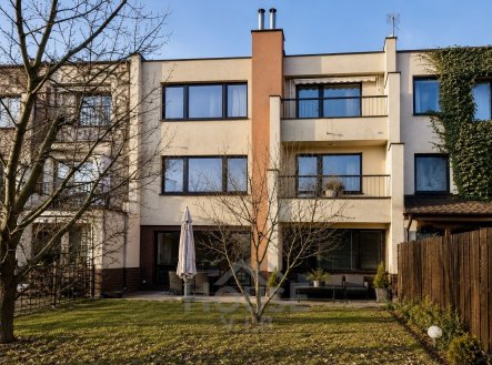 Prodej domu/vily, 280 m²