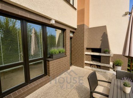 Prodej domu/vily, 280 m²